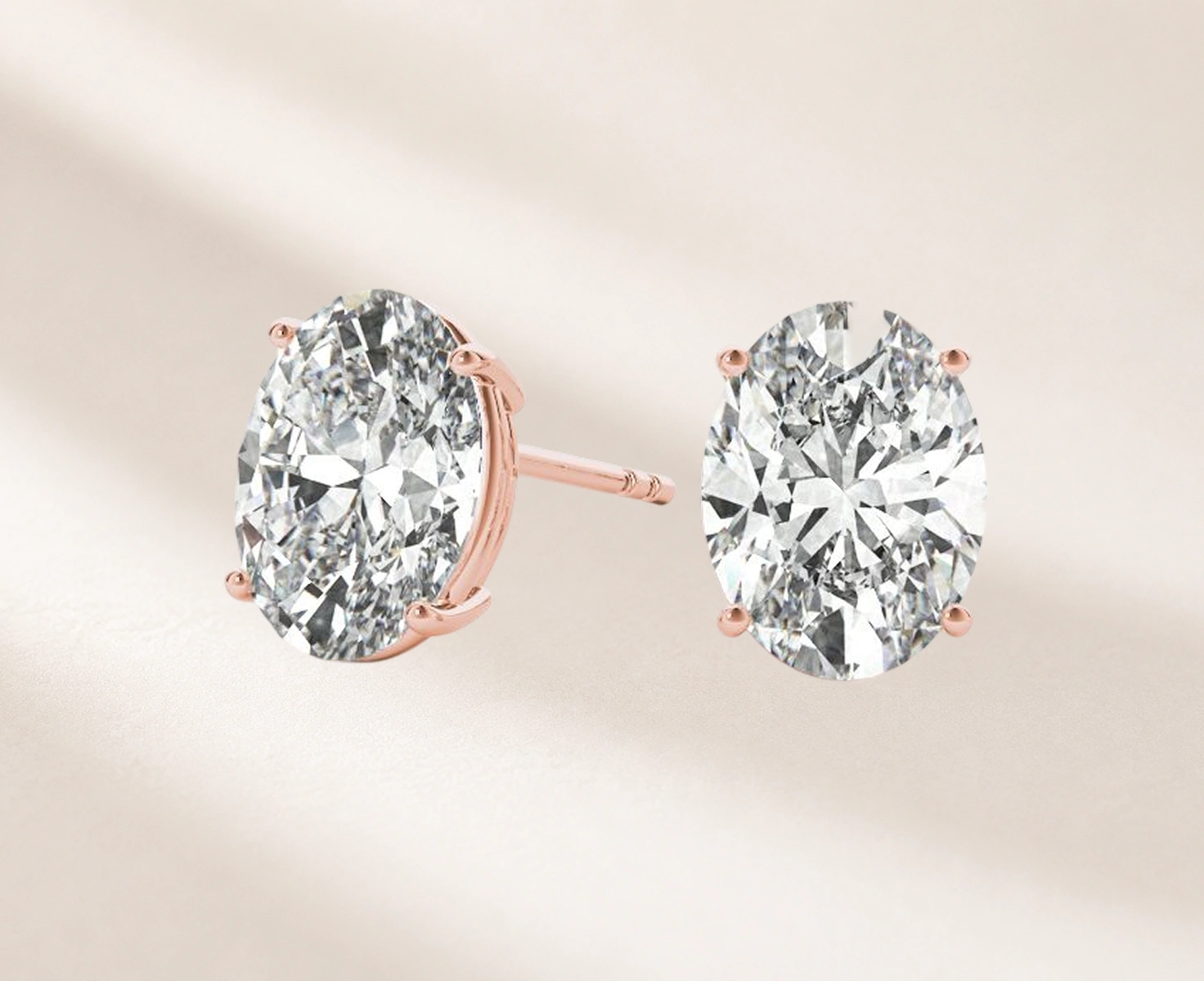 Stud Earrings with Round Centre Diamond